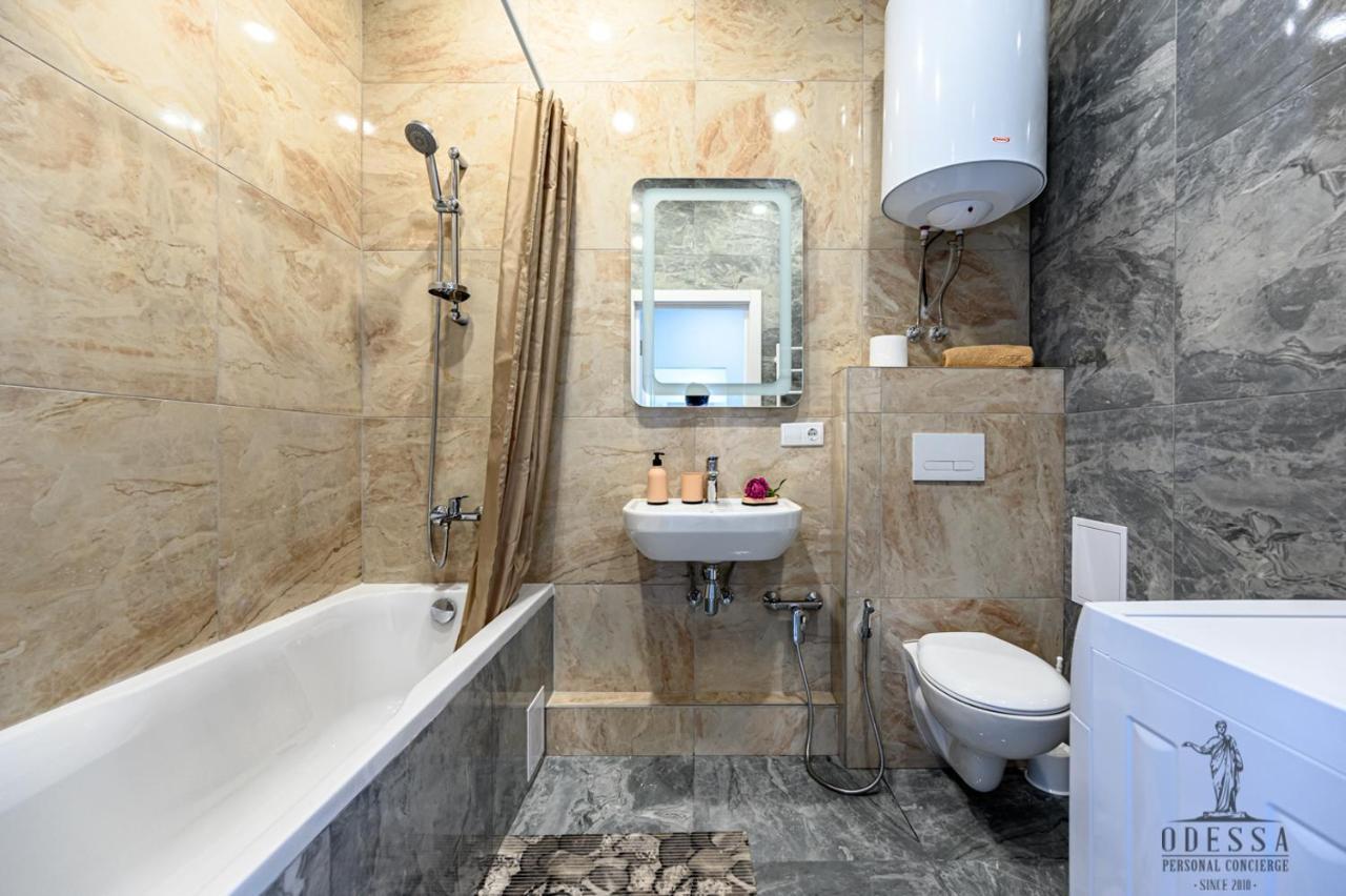 אודסה City Center New House מראה חיצוני תמונה